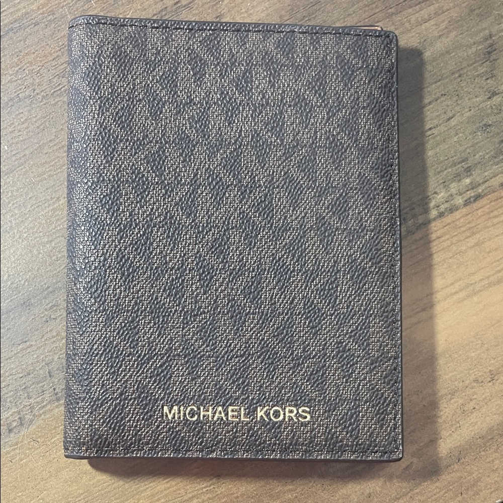 New Michael Kors Signature Brown Passport Cover and Card Holder